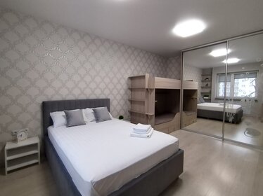 48,1 м², 2-комнатная квартира 2 990 ₽ в сутки - изображение 80