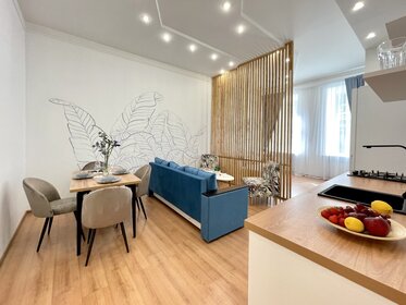 56 м², 2-комнатная квартира 4 500 ₽ в сутки - изображение 77