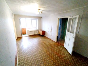 Купить квартиру с большой кухней и с лоджией в Новочеркасске - изображение 1