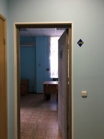 56,5 м², офис 16 385 ₽ в месяц - изображение 34