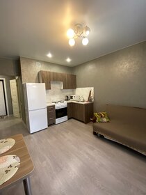 31 м², 1-комнатная квартира 1 600 ₽ в сутки - изображение 63