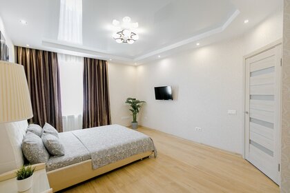 41 м², 1-комнатная квартира 2 500 ₽ в сутки - изображение 31
