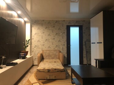 33 м², 1-комнатная квартира 1 300 ₽ в сутки - изображение 17