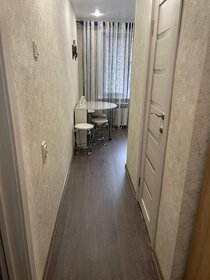 43 м², 1-комнатная квартира 2 500 ₽ в сутки - изображение 60