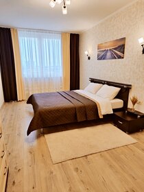 65 м², 1-комнатная квартира 1 800 ₽ в сутки - изображение 35