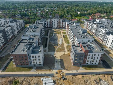 Купить 4-комнатную квартиру с высокими потолками в районе Голиковка в Петрозаводске - изображение 23