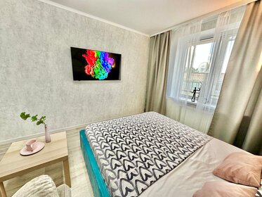 42 м², 1-комнатная квартира 1 500 ₽ в сутки - изображение 18