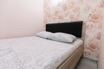 36 м², 1-комнатная квартира 2 700 ₽ в сутки - изображение 75