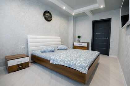 70 м², 2-комнатная квартира 3 500 ₽ в сутки - изображение 29