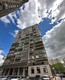 37 м², 1-комнатная квартира 1 800 ₽ в сутки - изображение 36