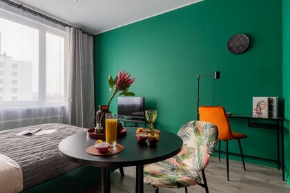Купить трехкомнатную квартиру с дизайнерским ремонтом в округе Центральный в Краснодаре - изображение 3