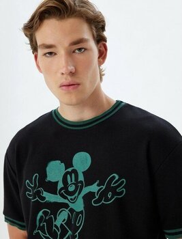 Koton Mickey Mouse Tişört Lisanslı Oversize Bisiklet Yaka Kısa Kollu Pamuk Karışımlı - Siyah - S