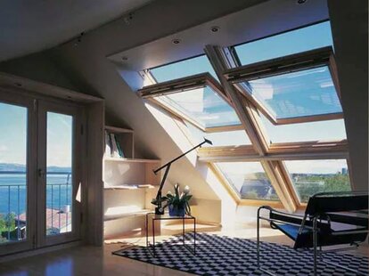 окна для крыши частных домов