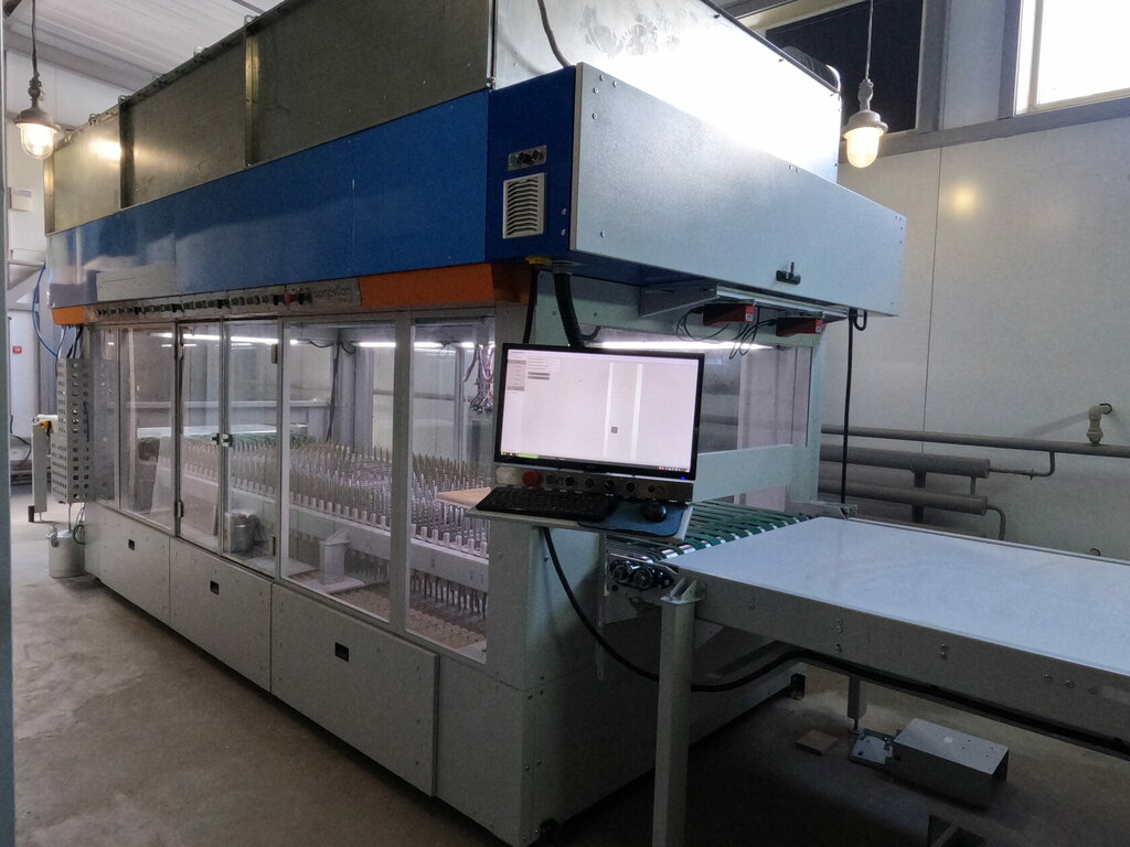 Покрасочная камера с ЧПУ для мебели и столешниц | Industrial