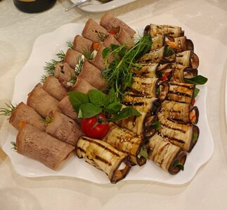 Рулетики из языка