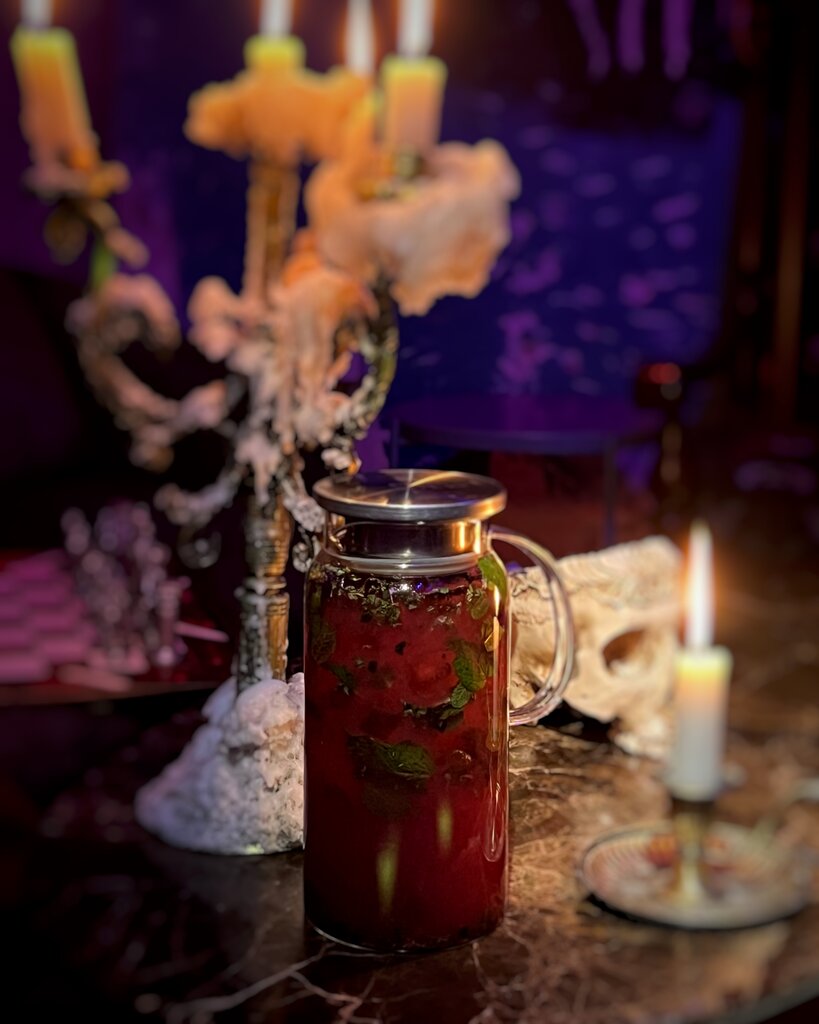 Raspberry mint iced tea