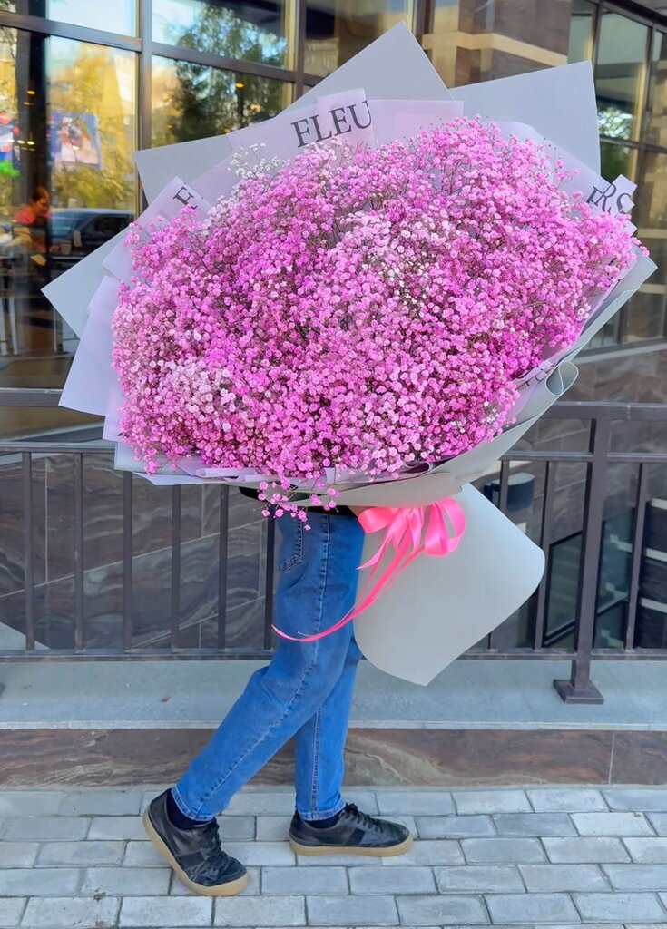 Букет пышной гипсофилы