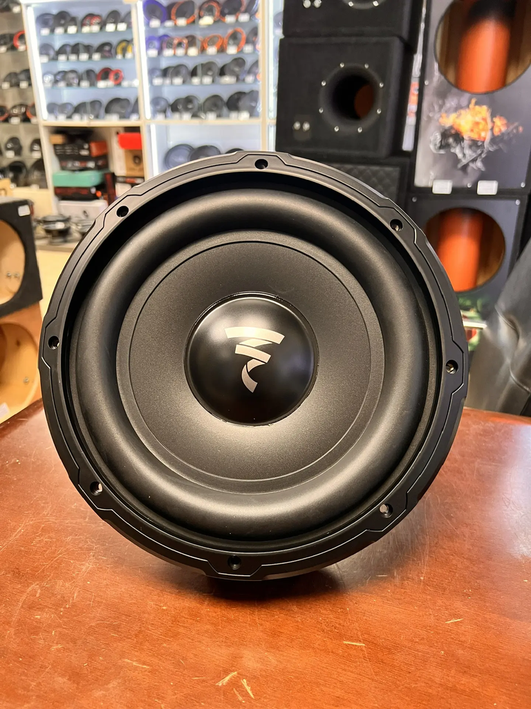 Сабвуфер Focal Sub 10 Slim 10" S4 (230/460 Вт)