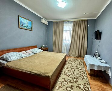 Fregat (ulitsa Krasnaya Zarya, 1), hotel