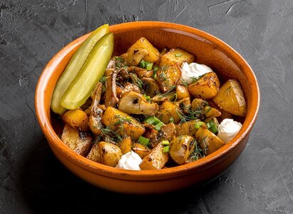 Картофель жареный с грибами