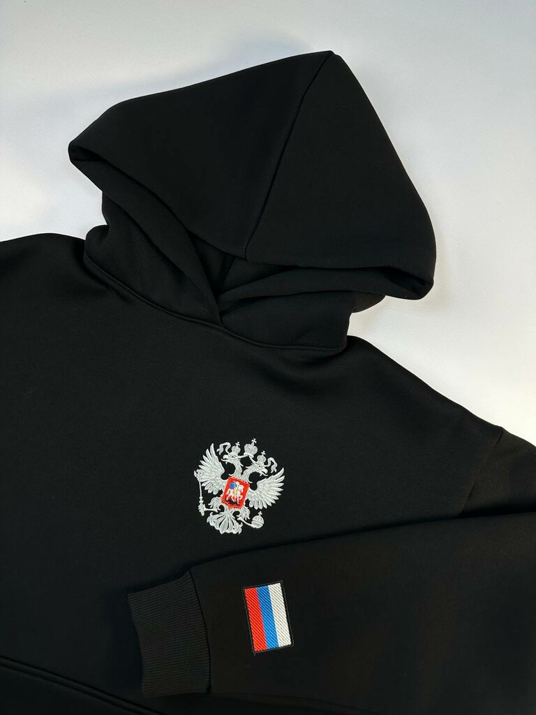 Худи с вышивкой цветного герба слева на груди + рукав