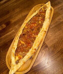 Пиде с рубленным мясом