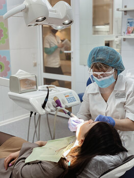 Детская стоматология Томск Кузнецова как герметизируют зубы