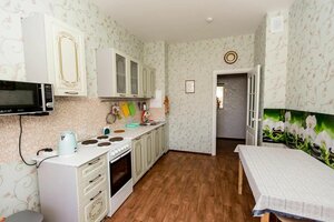 Апартаменты Героев Самотлора улица, 16