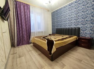 Апартаменты 2 комнатная квартира на ул. 40 лет Победы, 11