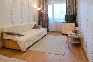 отель 1-комнатная квартира на пр-те Кузбасском, 14