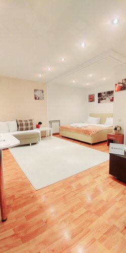 Апартаменты Тихая студия 33кв.м,кровать King-size,джакузи,рядом станция подземного трамвая и ТЦ в Волгограде