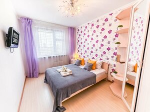 отель Просторная 2-к квартира на улице Физкультурная д. 4