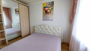 отель ул. Свердлова, 54 кв64