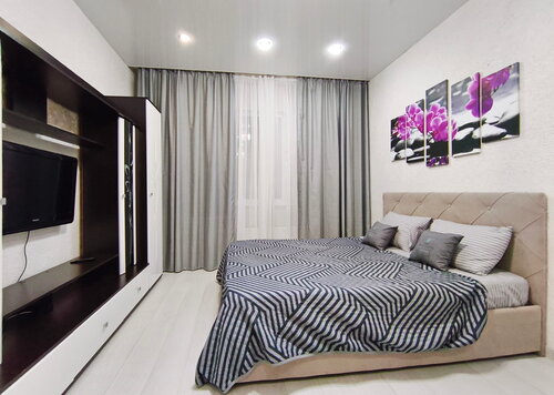 Квартира улица Александра Усольцева, 15 в Сургуте