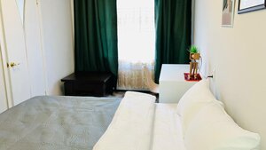 Апартаменты Ваш Рантье Буркова 37