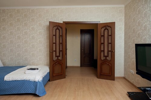 Квартира Комарова 24 в Абакане