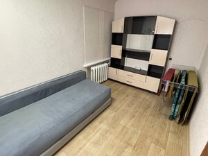 Апартаменты Локомотивная 8