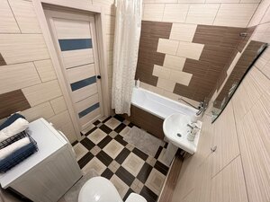 Квартира Комфортная квартира с витражными окнами: Отдохните с комфортом