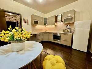 отель улица Курчатова, 76