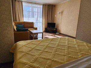 Квартира Квартира с 3мя раздельными кроватями в центре у жд вокзала на ул.Суворова, 143А