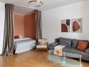 Квартира Стильная ретро квартира с балдахином в романтичном стиле