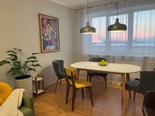 Апартаменты Квартира c ошеломительным видом на горы в 5 мин от склона в Мурманской области