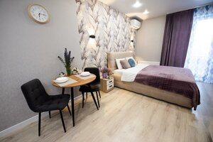 Апартаменты Квартира у парка пр. Героев Отечества, 4А