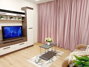 Квартира Просторная квартира сети  "Все в гости" в центре на ул.Колотилова