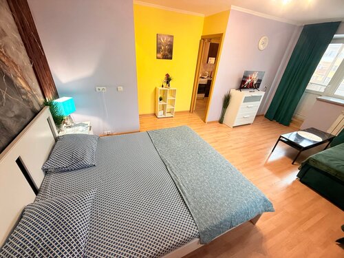 Апартаменты Уютные апартаменты с балконом и кондиционером  в Омске