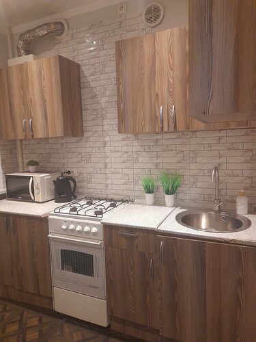 Апартаменты квартира возле Ледового дворца в Шахтах