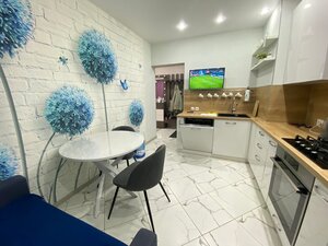 отель Трехкомнатные апартаменты на ул. Свердлова, 34Б с кондиционером