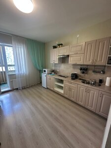 Апартаменты Революции 52в