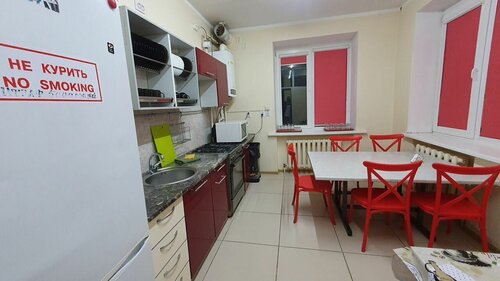 Квартира 3 Изолированных комнат 4 кровати 8 спальных мест 2 туалета отдельная кухня  в Астрахани