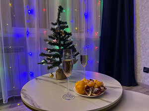 Квартира "Как дома" — Уютная квартира с двуспальной кроватью и круглосуточным заселением на ул. Строителей д.7